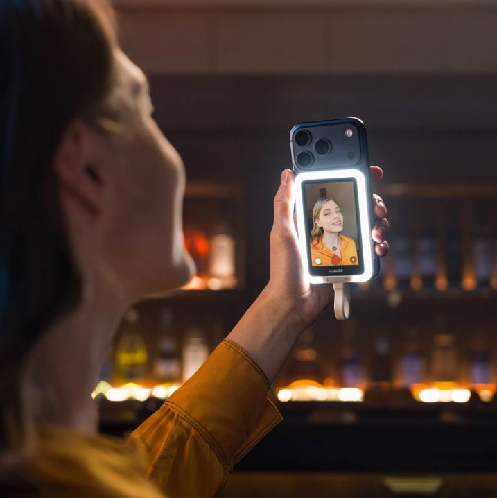 Insta360 Snap Selfie Screen – PROPELLER OFFICIAL STORE